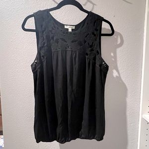 NWT Max Studio lace yoke bubble hem shirt